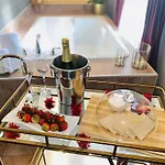 Hotel Dorion