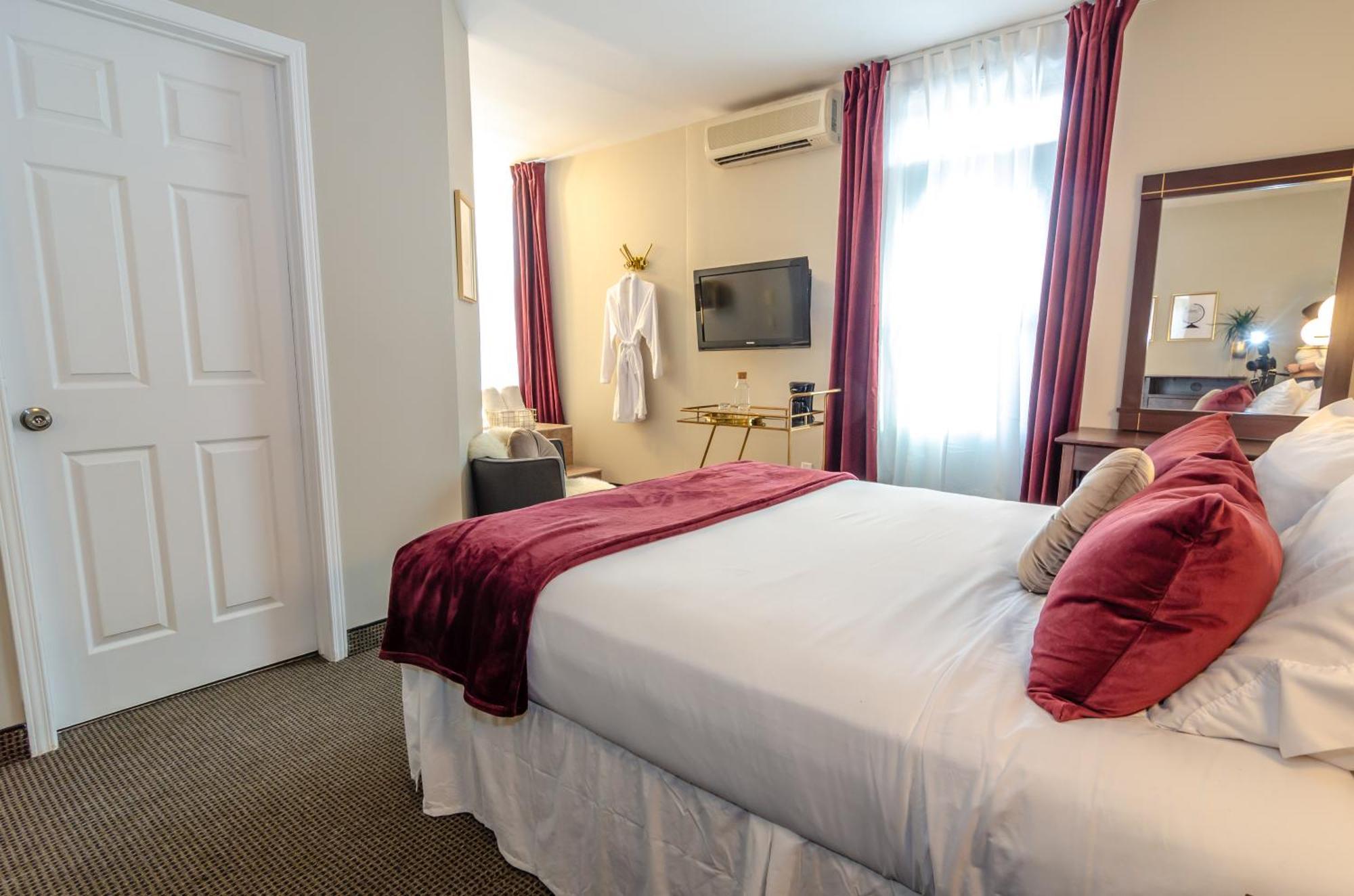 Hotel Dorion Montreal